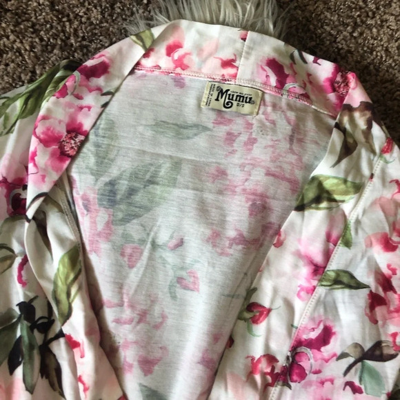Show me your mumu Floral Pink Robe - Picture 4 of 6